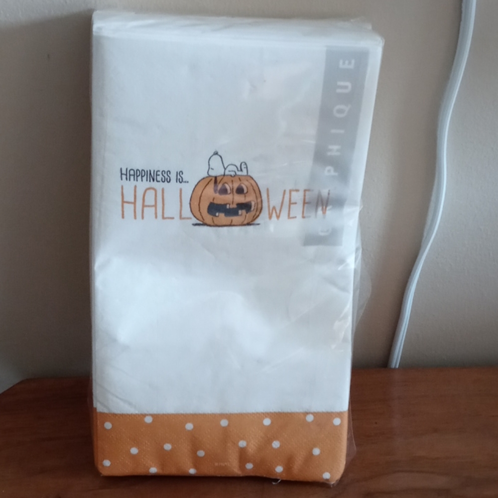 Snoopy Halloween guest napkins